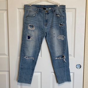 MOSSIMO Light Wash Blue Ripped Distressed Jeans Size Women’s 14